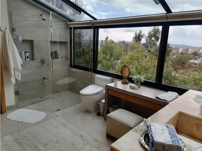 Casa de 4 alcobas en venta en Santa Paula, Bogotá, 597 m² · foto 15 de 24