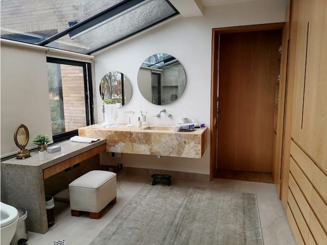 Casa de 4 alcobas en venta en Santa Paula, Bogotá, 597 m² · foto 17 de 24