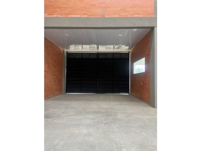 Bodega en arriendo en Zona Centro, Madrid, 668 m² · foto 5 de 12