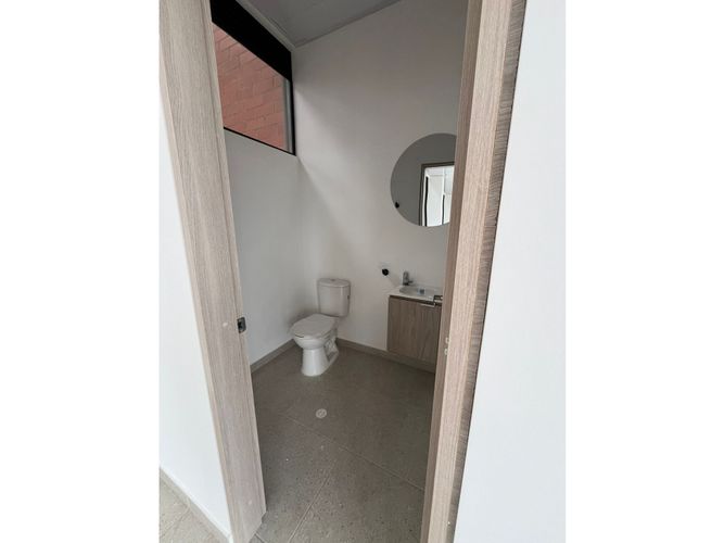 Bodega en arriendo en Zona Centro, Madrid, 668 m² · foto 8 de 12