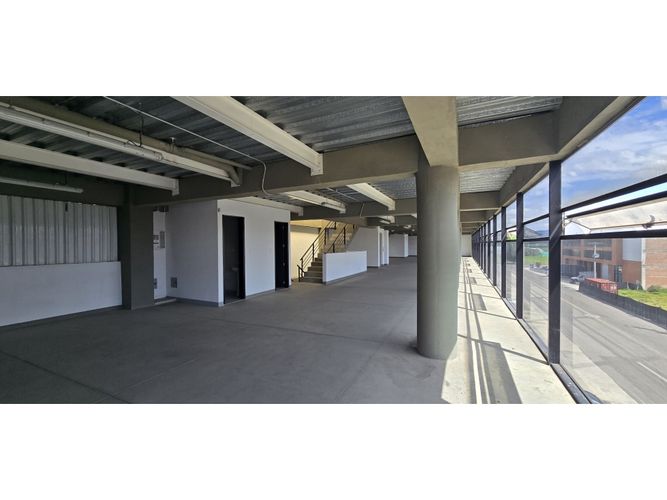 Bodega en arriendo en Siberia, Cota, 2600 m² · foto 16 de 17