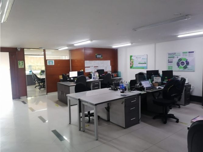 Edificio en venta en Restrepo, Zipaquirá, 1807 m² · foto 2 de 24