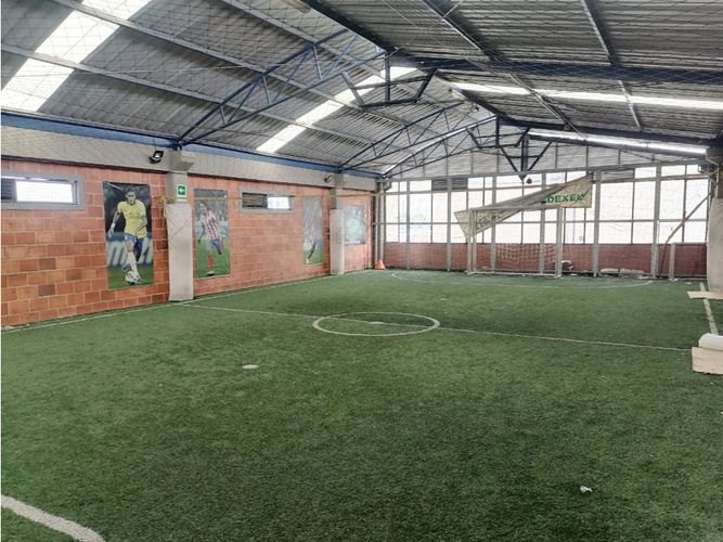 Edificio en venta en Restrepo, Zipaquirá, 1807 m² · foto 15 de 24