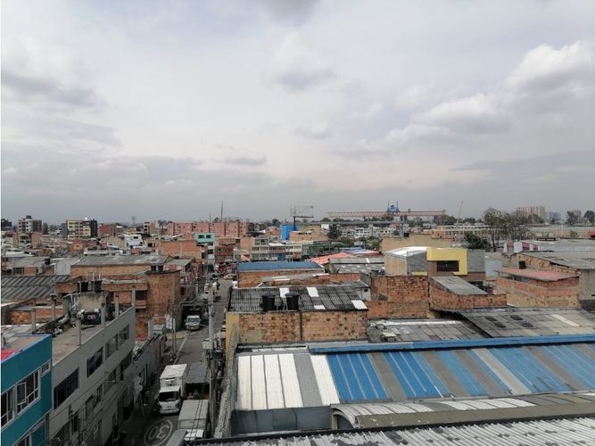 Edificio en venta en Restrepo, Zipaquirá, 1274 m² · foto 11 de 12