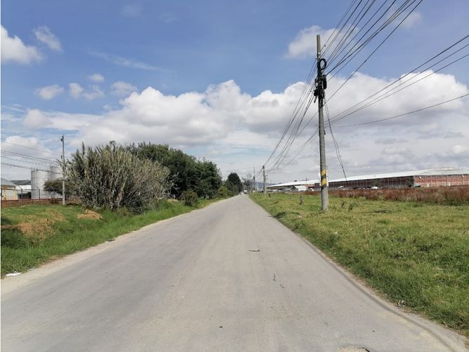 Lote en venta en Siberia, Cota, 62064 m² · foto 2 de 7