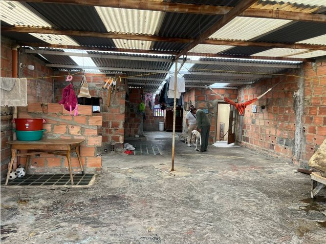 Casa de 6 alcobas en venta en Los Angeles, Madrid, 270 m² · foto 12 de 24
