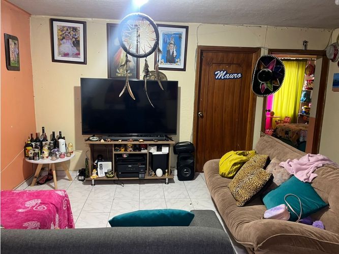 Casa de 6 alcobas en venta en Los Angeles, Madrid, 270 m² · foto 13 de 24