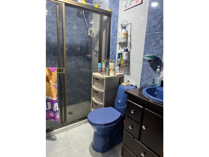 Casa de 6 alcobas en venta en Los Angeles, Madrid, 270 m² · foto 19 de 24