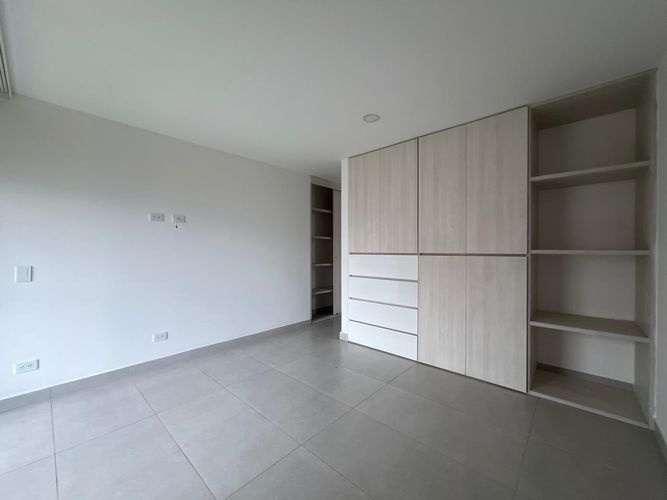 Apartamento en venta en Cumbres, Envigado · foto 9 de 16