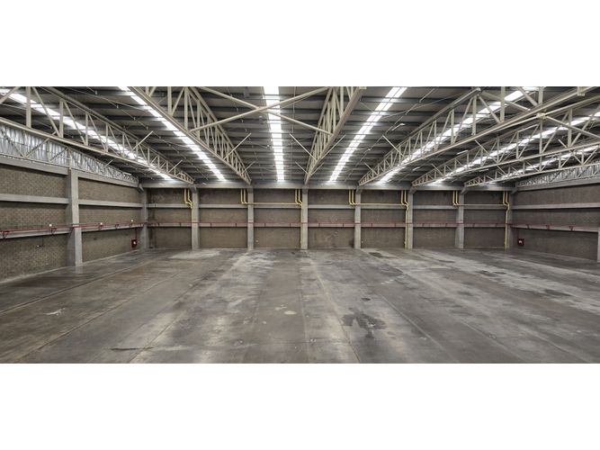 Bodega en arriendo en Siberia, Cota, 3600 m² · foto 4 de 23