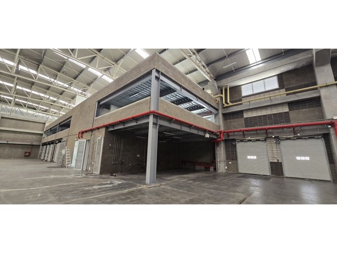 Bodega en arriendo en Siberia, Cota, 3600 m² · foto 12 de 23