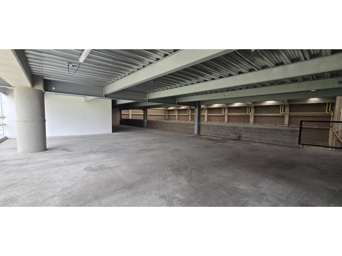 Bodega en arriendo en Siberia, Cota, 3600 m² · foto 15 de 23