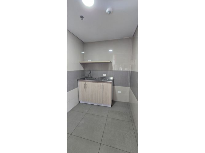 Bodega en arriendo en Siberia, Cota, 3600 m² · foto 18 de 23
