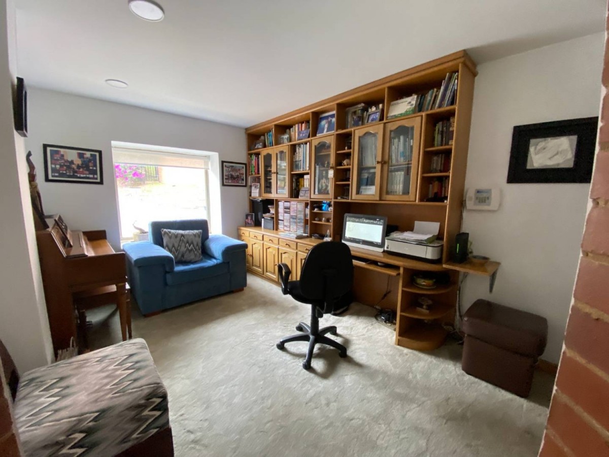 Casa en venta en Niza, Bogotá · foto 6 de 24