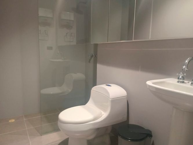 Oficina en arriendo en El Poblado, Medellín, 63 m² · foto 2 de 7