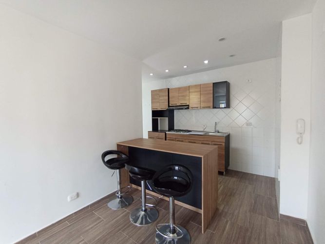 Apartamento de 2 alcobas en venta en El Carmelo, Candelaria, 60 m² · foto 12 de 24