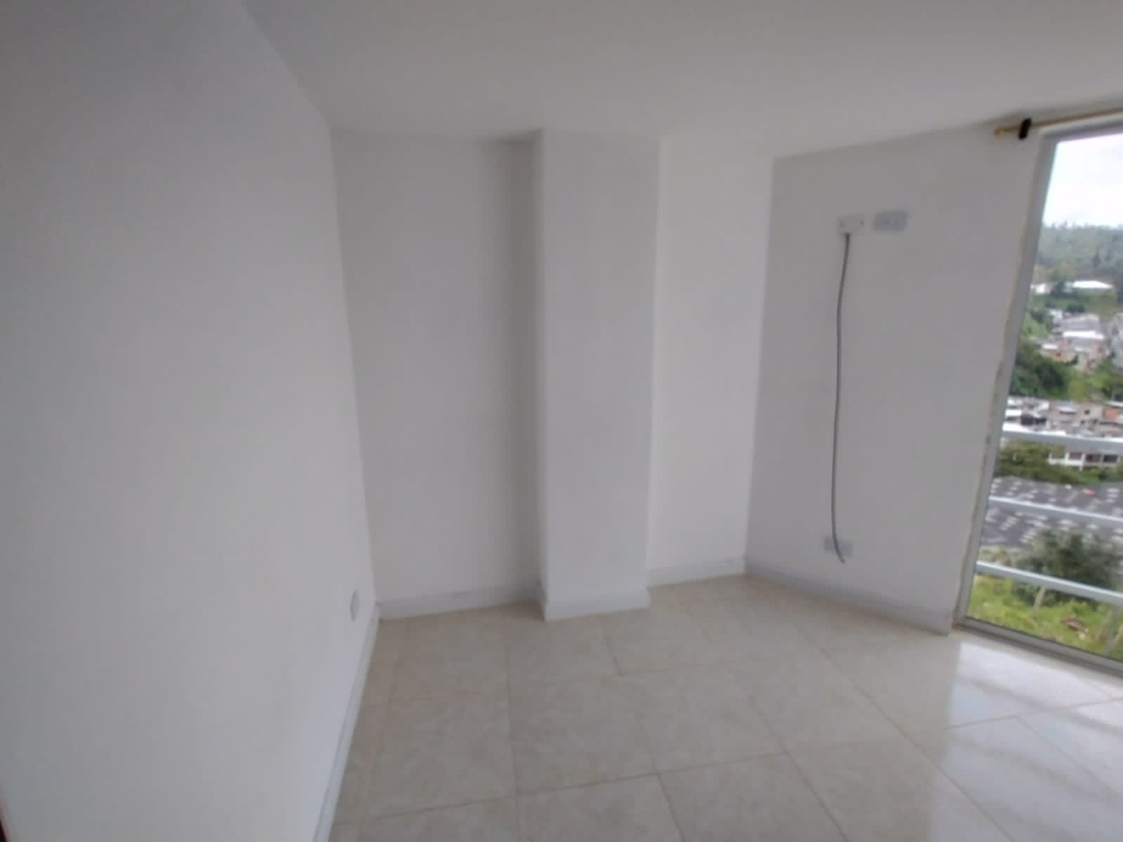 Apartamento en venta en Minitas, Manizales · foto 6 de 9