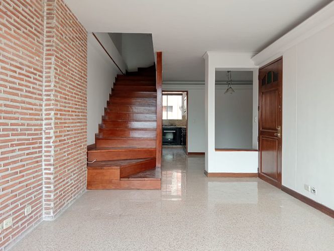 Apartamento de 3 alcobas en arriendo en Laureles, Medellín, 110 m² · foto 8 de 12