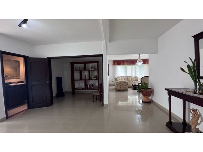 Casa de 5 alcobas en venta en La Morada, Jamundí, 508 m² · foto 5 de 24