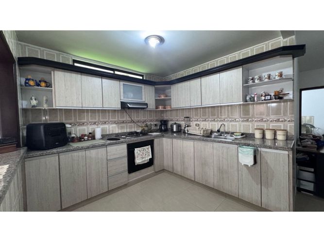 Casa de 5 alcobas en venta en La Morada, Jamundí, 508 m² · foto 8 de 24