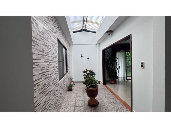 Casa de 5 alcobas en venta en La Morada, Jamundí, 508 m² · foto 11 de 24
