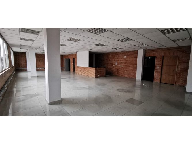 Bodega en arriendo en Siberia, Cota, 1300 m² · foto 8 de 11