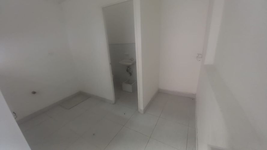 Local en arriendo en Mesa, Envigado, 28 m² · foto 4 de 8