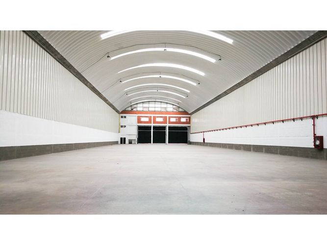 Bodega en arriendo en Verganzo, Tocancipá, 1632 m² · foto 2 de 17