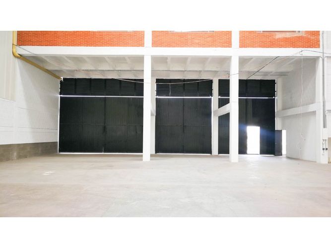 Bodega en arriendo en Verganzo, Tocancipá, 1632 m² · foto 7 de 17