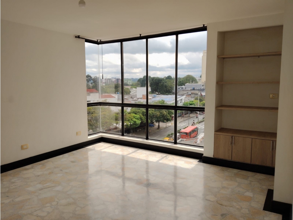 Apartamento en venta en Sector Fogata, Armenia · foto 2 de 24
