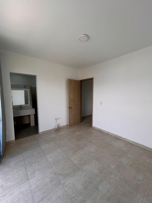Casa de 4 alcobas en venta en Alfaguara, Jamundí, 226 m² · foto 14 de 24
