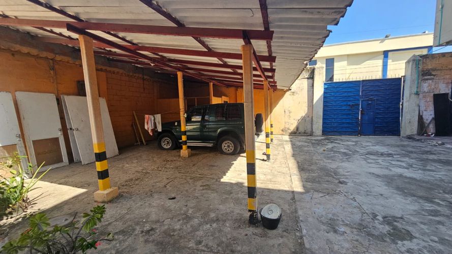 Bodega en arriendo en Montes, Barranquilla, 849 m² · foto 2 de 20