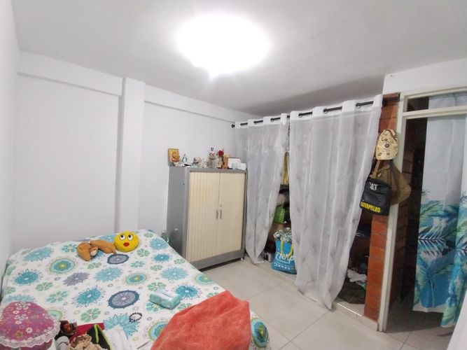 Casa de 6 alcobas en venta en Candelaria, 200 m² · foto 7 de 12