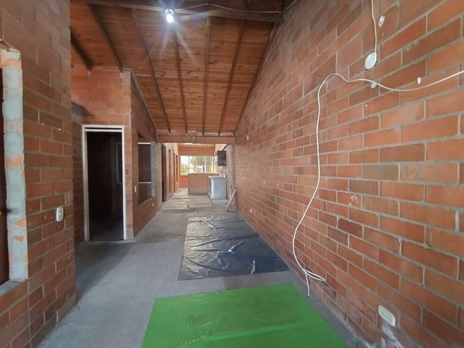 Casa de 6 alcobas en venta en Candelaria, 200 m² · foto 9 de 12