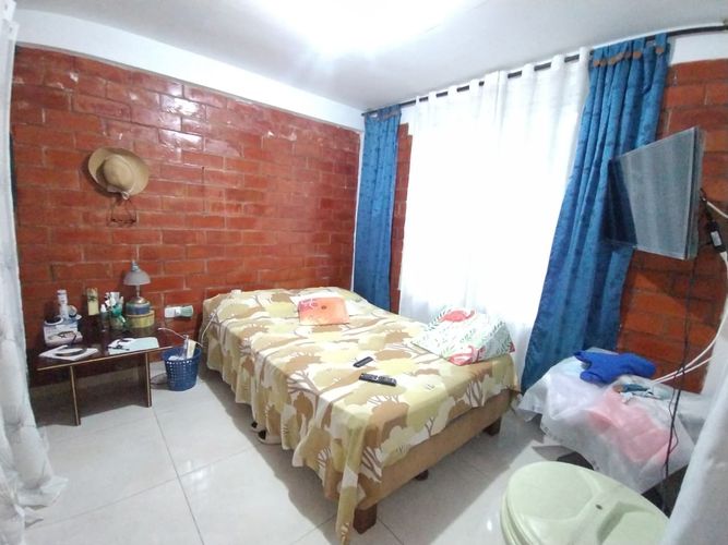 Casa de 6 alcobas en venta en Candelaria, 200 m² · foto 11 de 12