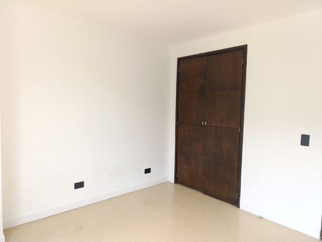 Apartamento de 3 alcobas en arriendo en El Poblado, Medellín, 170 m² · foto 9 de 15