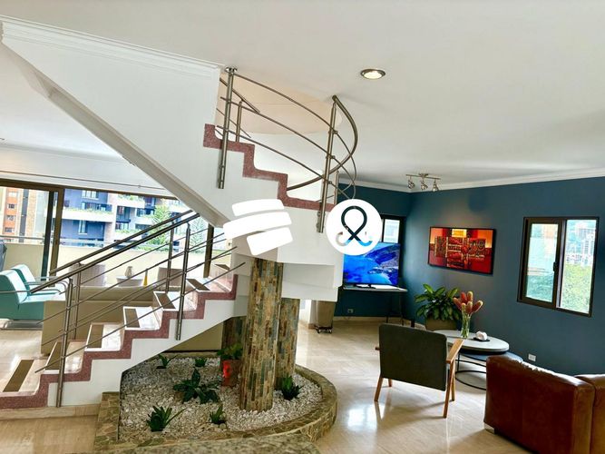 Apartamento de 3 alcobas en venta en La Florida, Medellín, 295 m² · foto 8 de 24