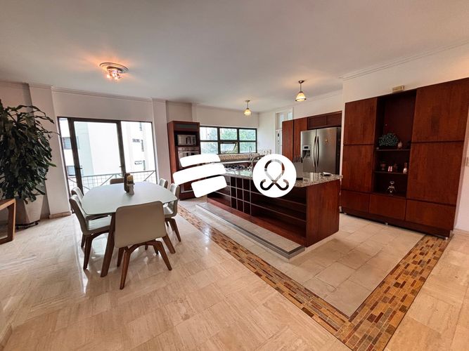 Apartamento de 3 alcobas en venta en La Florida, Medellín, 295 m² · foto 13 de 24