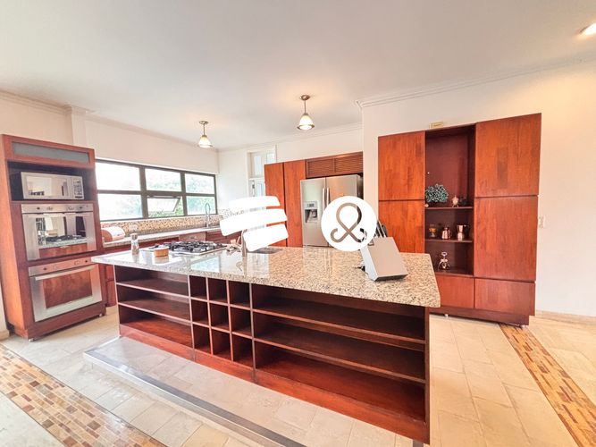 Apartamento de 3 alcobas en venta en La Florida, Medellín, 295 m² · foto 14 de 24