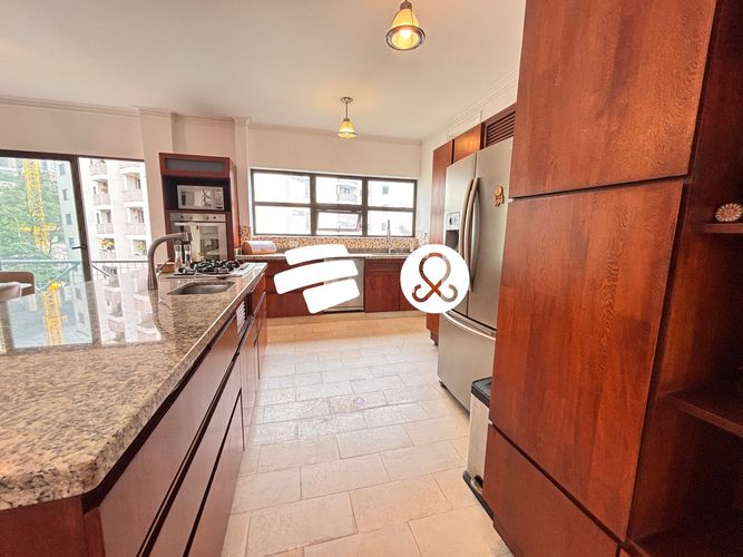 Apartamento de 3 alcobas en venta en La Florida, Medellín, 295 m² · foto 18 de 24