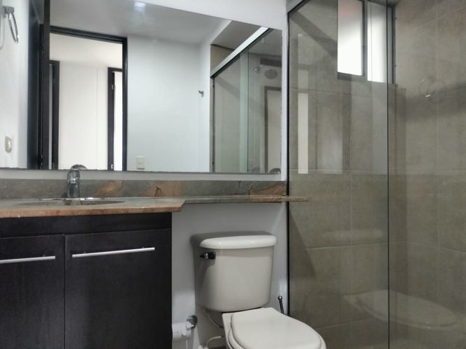Apartamento de 3 alcobas en arriendo en El Poblado, Medellín, 107 m² · foto 16 de 16