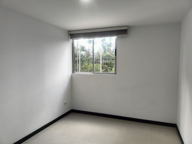 Apartamento de 3 alcobas en arriendo en El Poblado, Medellín, 107 m² · foto 14 de 16