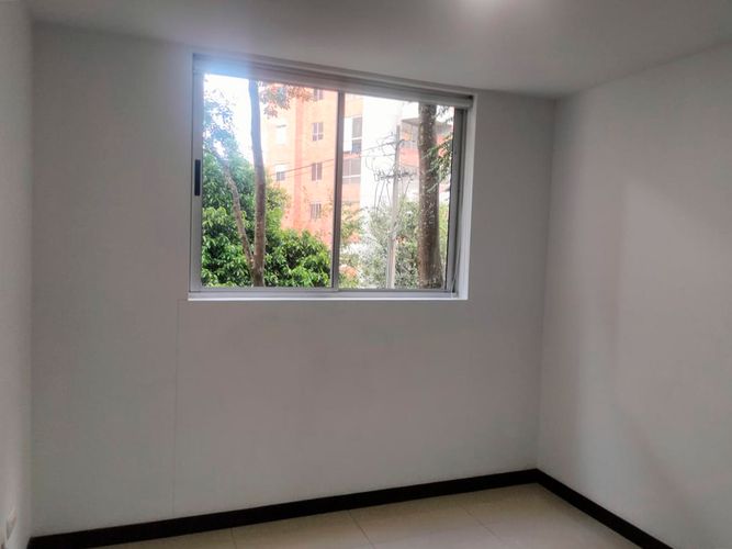 Apartamento de 3 alcobas en arriendo en El Poblado, Medellín, 107 m² · foto 13 de 16