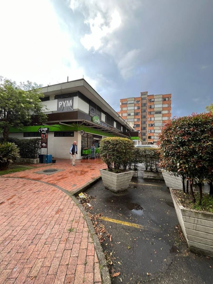 Casa en venta en Barrios Unidos, Bogotá · foto 4 de 24