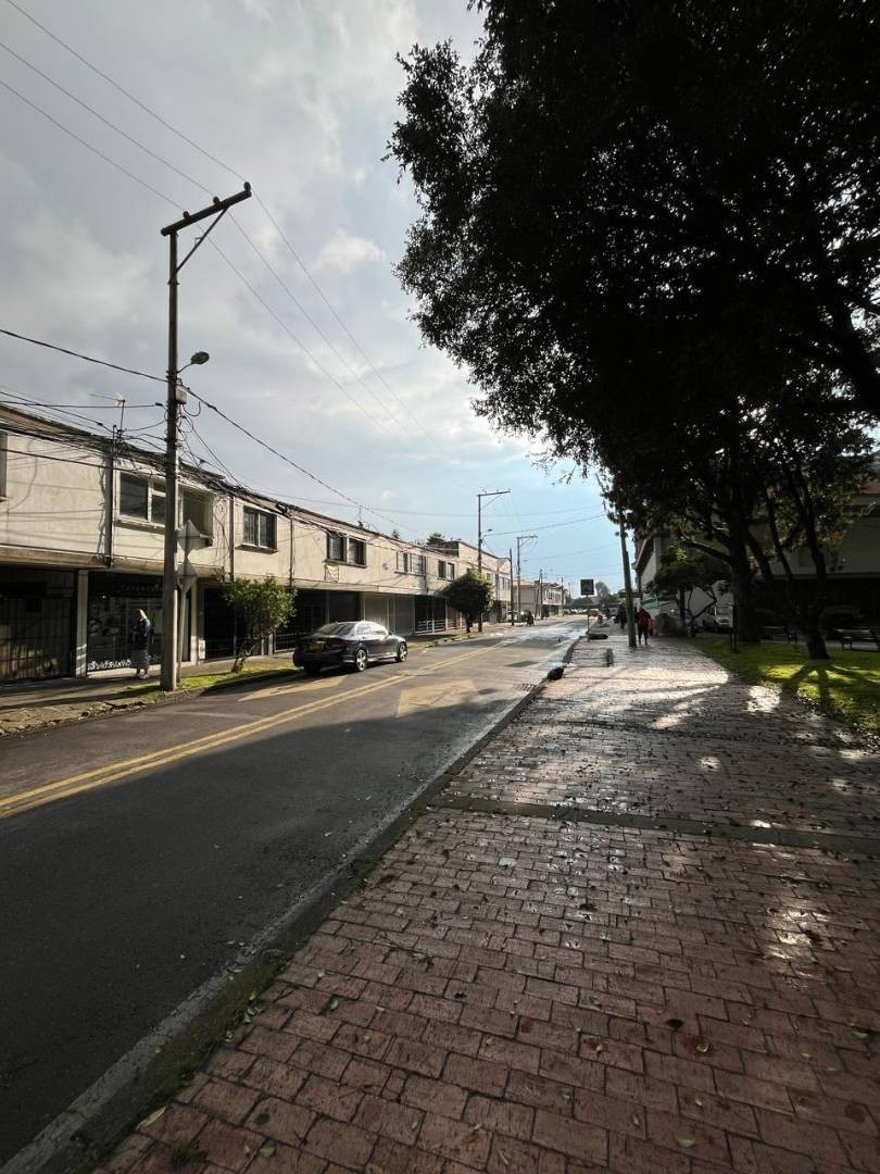 Casa en venta en Barrios Unidos, Bogotá · foto 7 de 24