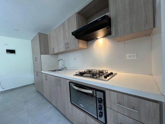 Apartamento de 3 alcobas en arriendo en Pantanillo, Envigado, 73 m² · foto 5 de 14