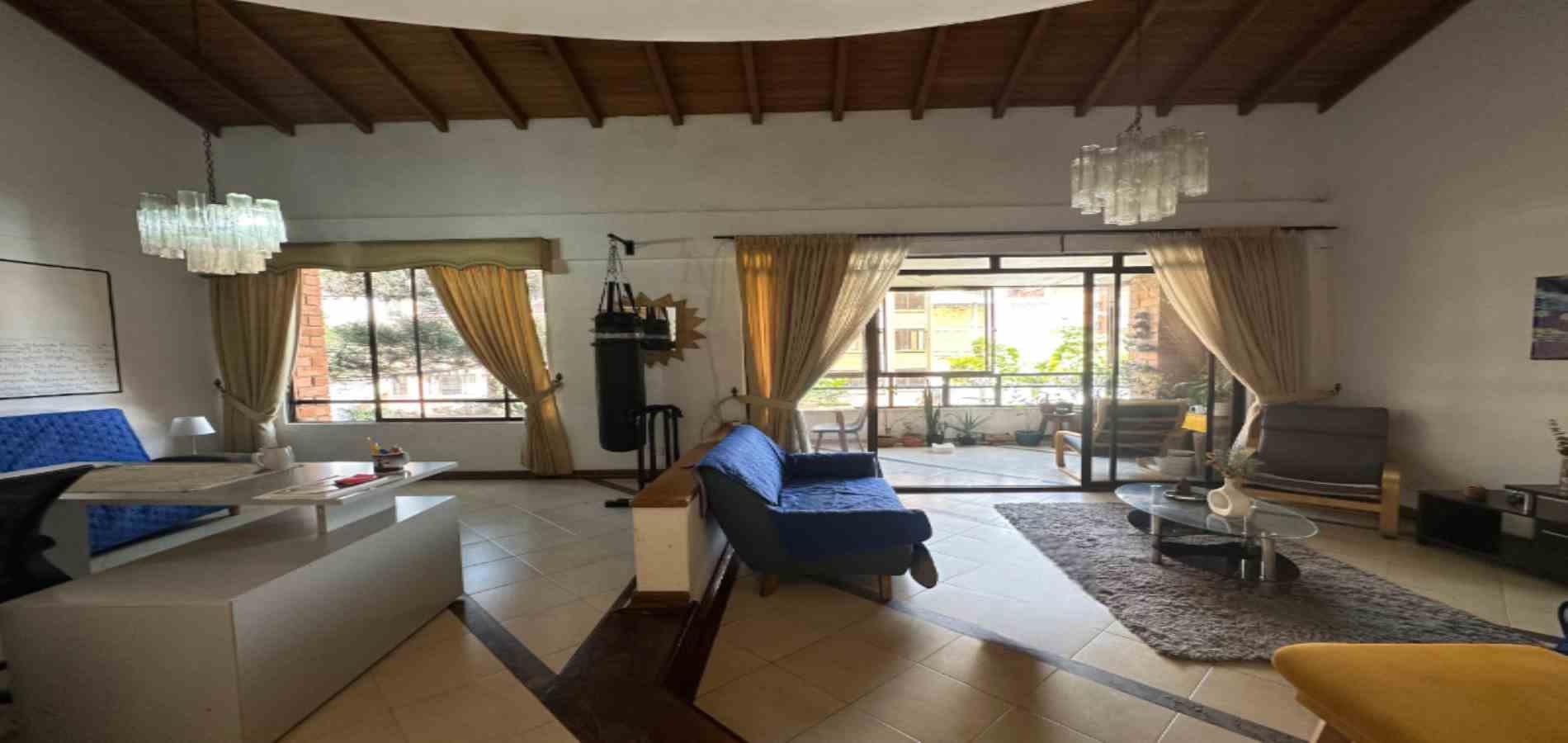 Apartamento en venta en Laureles, Medellín 2