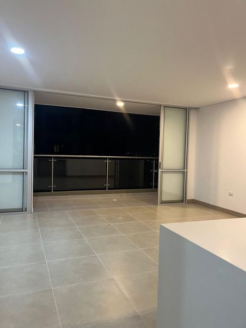 Apartamento de 3 alcobas en venta en Valle Del Lili, Cali, 140 m² · foto 6 de 19