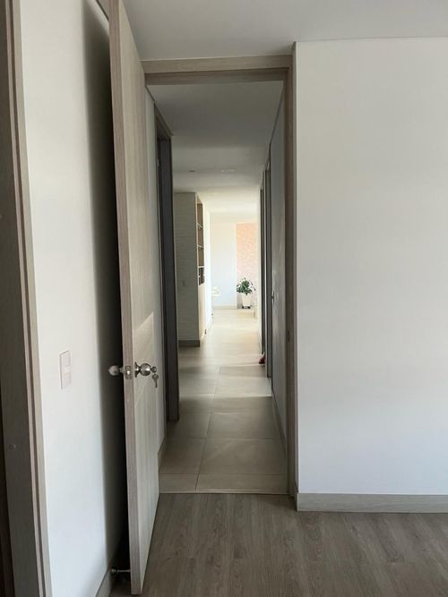 Apartamento de 3 alcobas en venta en Valle Del Lili, Cali, 140 m² · foto 8 de 19