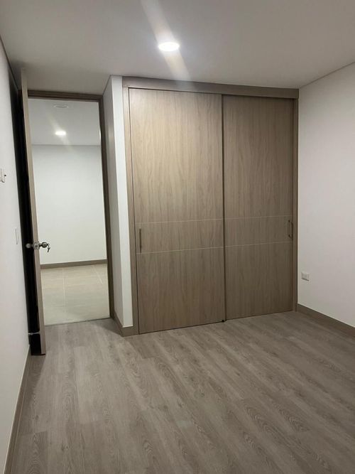 Apartamento de 3 alcobas en venta en Valle Del Lili, Cali, 140 m² · foto 9 de 19